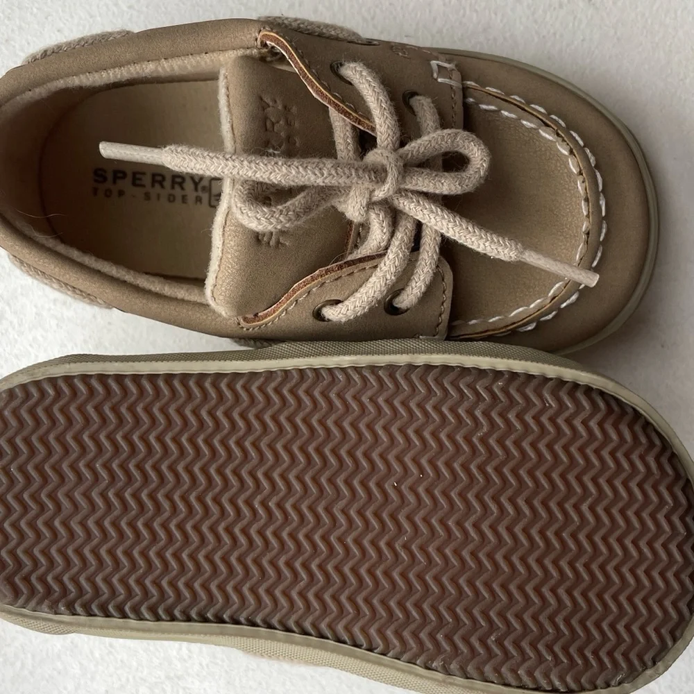 Sperry Kids Casual Boat Shoes in Tan